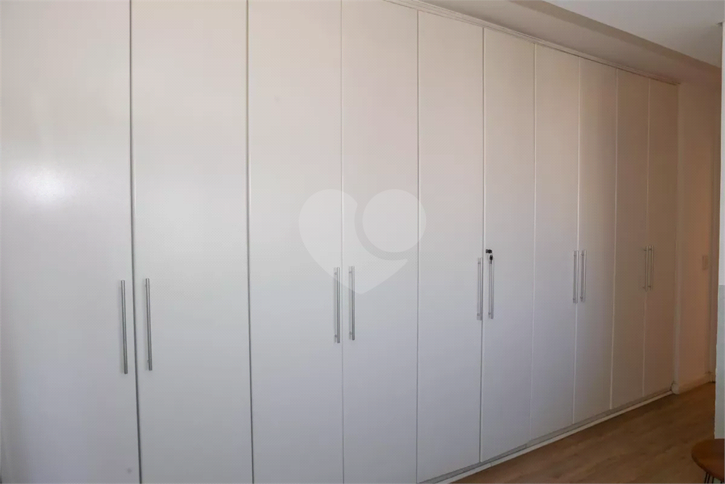 Apartamento Pompeia 3 dormitórios, sendo 1 suíte, e 2 vagas de garagem