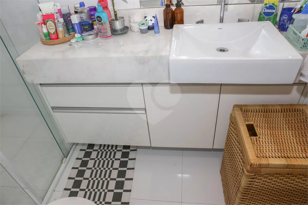 Apartamento Pompeia 3 dormitórios, sendo 1 suíte, e 2 vagas de garagem