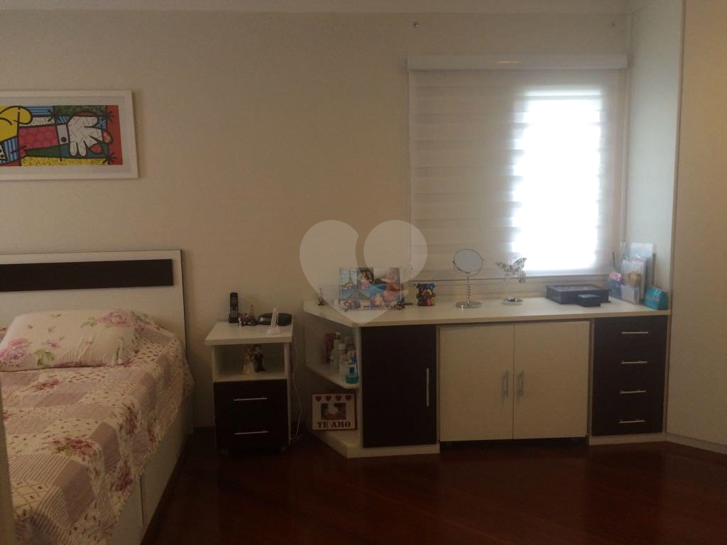 Apartamento no bairro do Barro Branco.