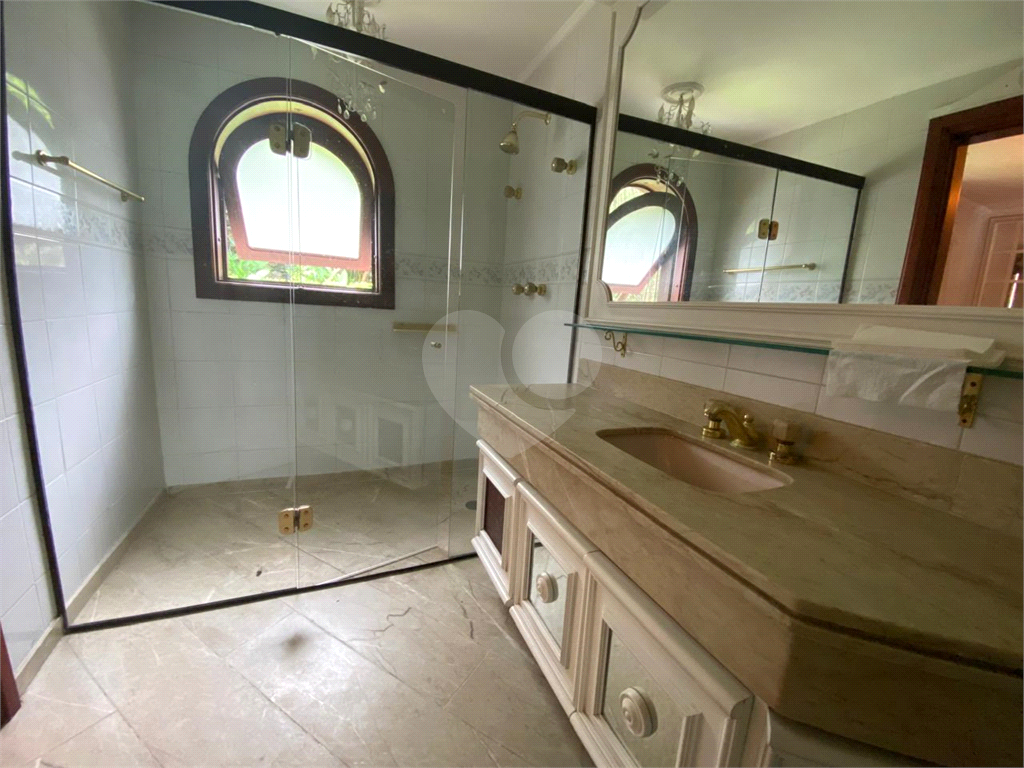 Casa com 1100m² no Morumbi reformada. Impecável