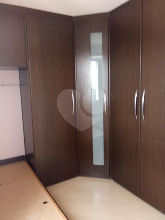APARTAMENTO COM 2 VAGAS DE GARAGEM 