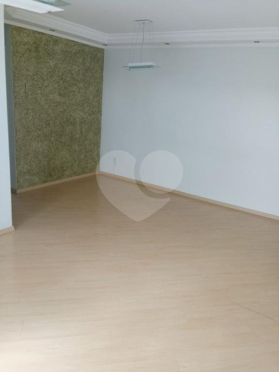 APARTAMENTO COM 2 VAGAS DE GARAGEM 