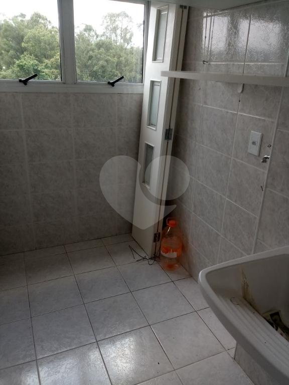 APARTAMENTO COM 2 VAGAS DE GARAGEM 