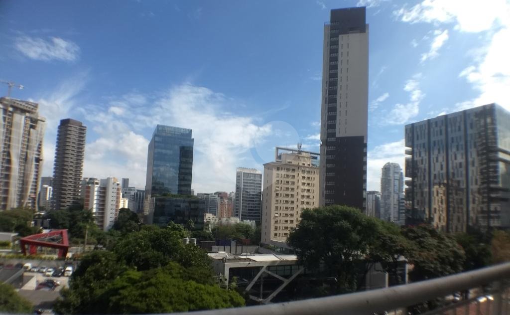 APARTAMENTO em IBIRAPUERA