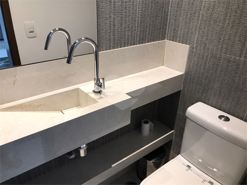 APARTAMENTO em IBIRAPUERA