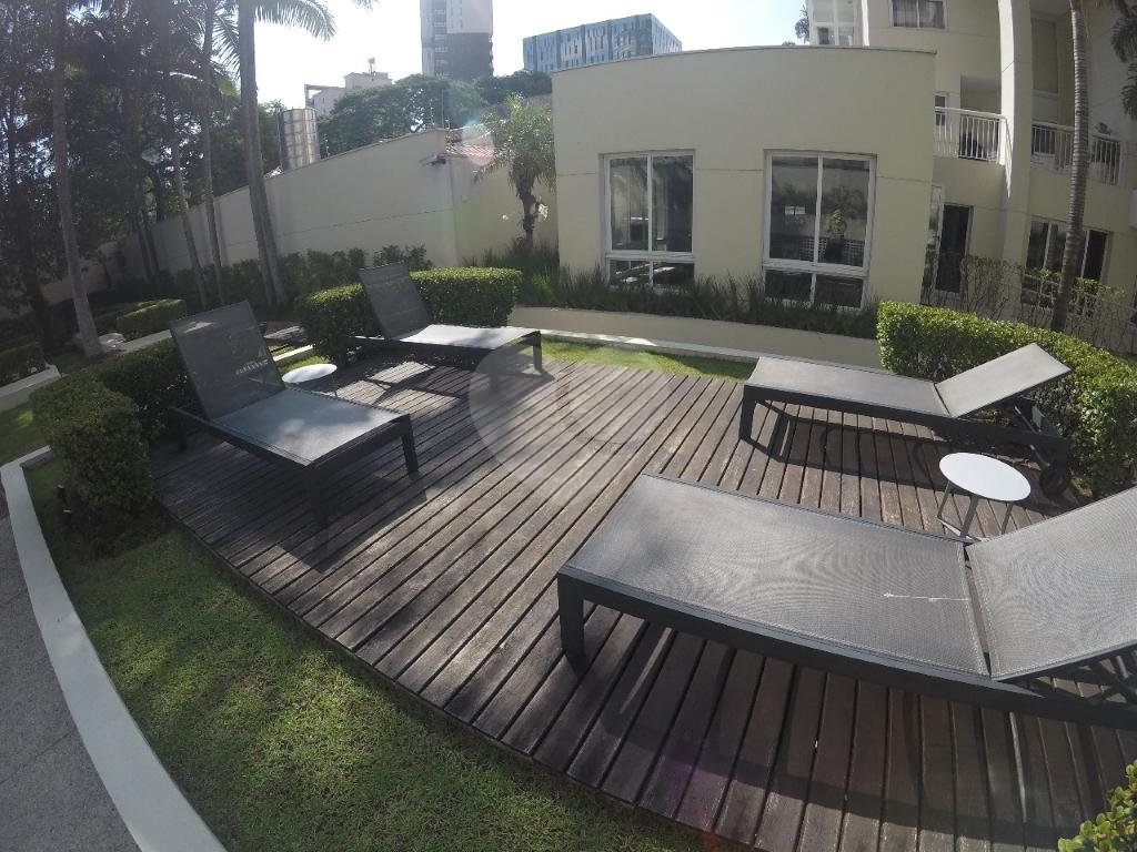 APARTAMENTO em IBIRAPUERA