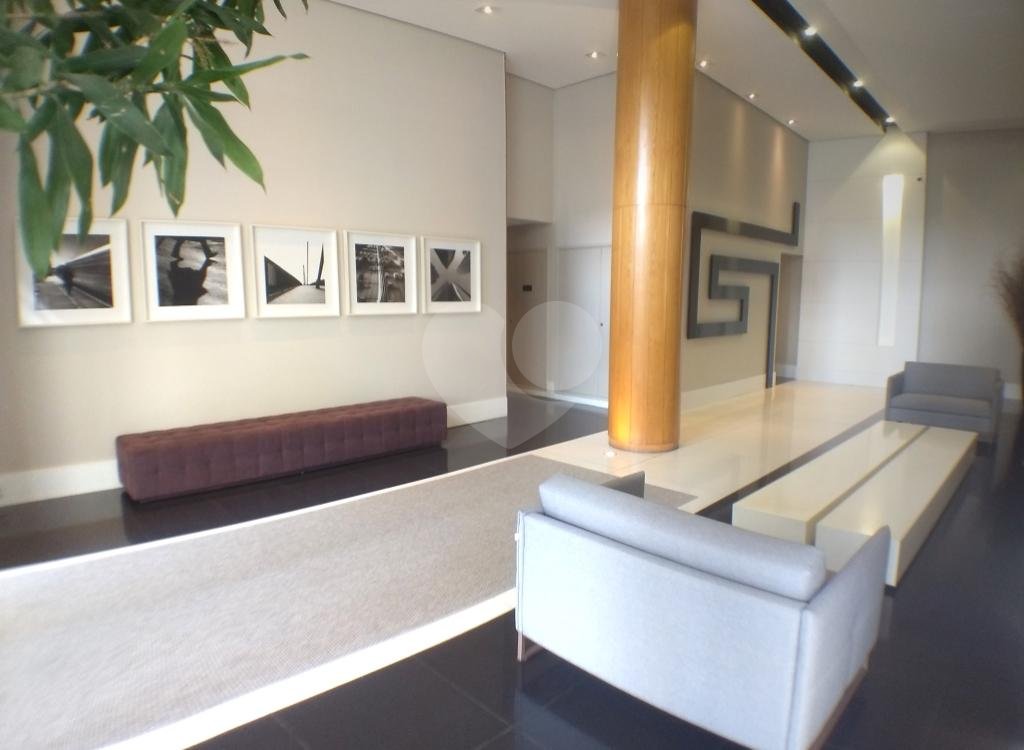 APARTAMENTO em IBIRAPUERA