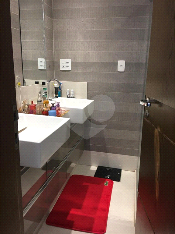 APARTAMENTO em IBIRAPUERA