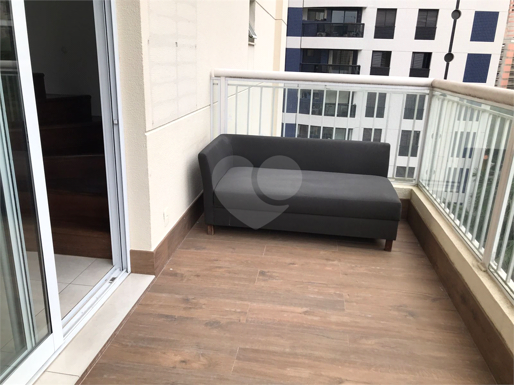 APARTAMENTO em IBIRAPUERA