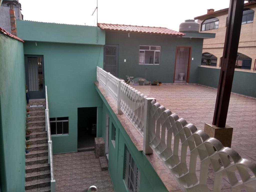 Excelente sobrado no bairro da Ponte Rasa.