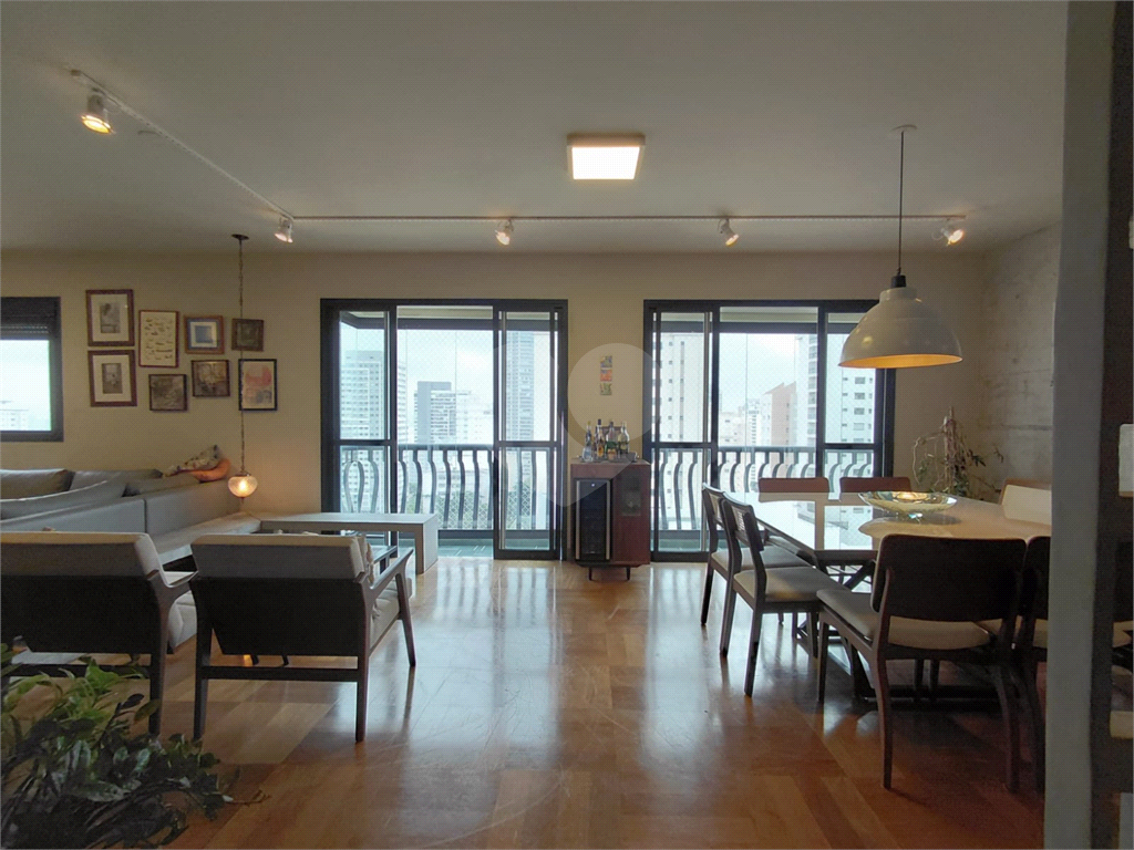 Imóvel de 158m² com ampla sala de estar de 3 ambientes varanca gourmet 3 suítes e 3 vagas condomínio com lazer Perdizes