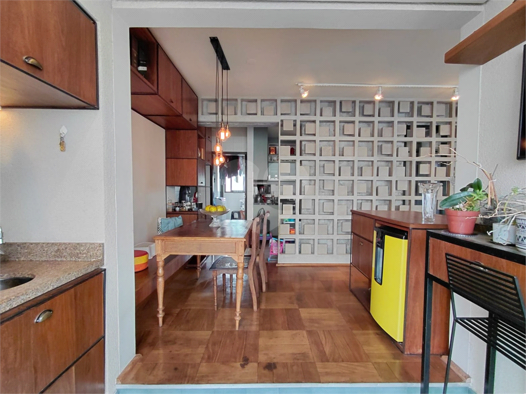 Imóvel de 158m² com ampla sala de estar de 3 ambientes varanca gourmet 3 suítes e 3 vagas condomínio com lazer Perdizes