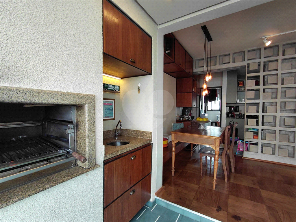 Imóvel de 158m² com ampla sala de estar de 3 ambientes varanca gourmet 3 suítes e 3 vagas condomínio com lazer Perdizes