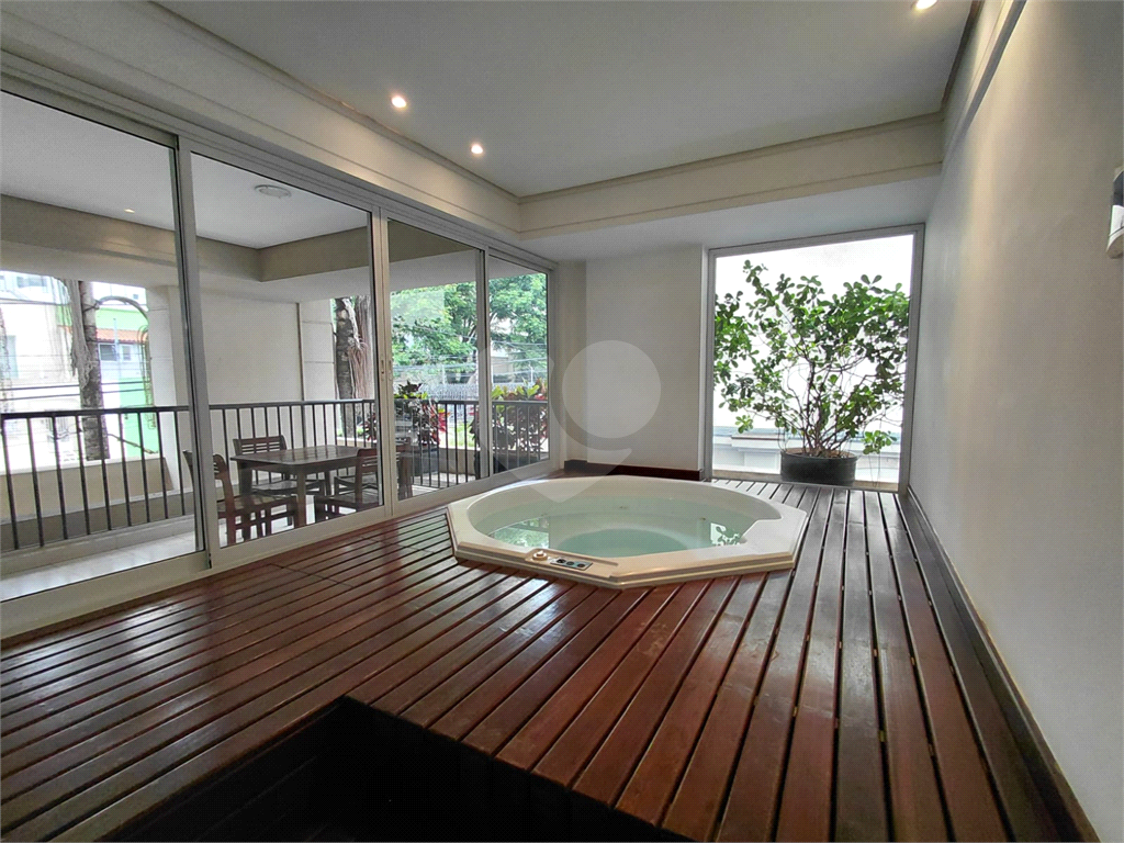 Imóvel de 158m² com ampla sala de estar de 3 ambientes varanca gourmet 3 suítes e 3 vagas condomínio com lazer Perdizes