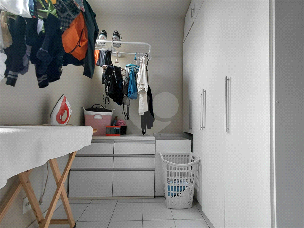 Imóvel de 158m² com ampla sala de estar de 3 ambientes varanca gourmet 3 suítes e 3 vagas condomínio com lazer Perdizes