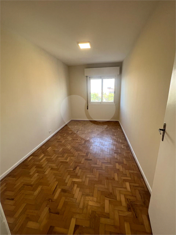 Apartamento à venda com 2 quartos, 70m² - Foto 8