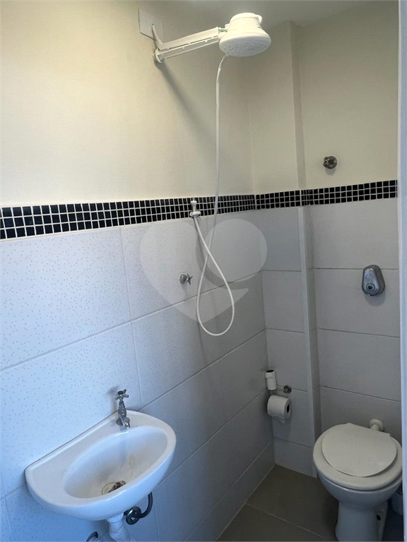 Apartamento à venda com 2 quartos, 70m² - Foto 23