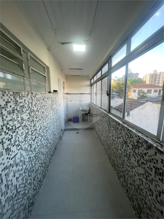 Apartamento à venda com 2 quartos, 70m² - Foto 21