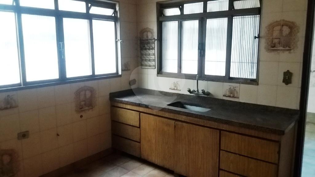 Ótimo sobrado Tremembé,  156 metros, boa localização, rua residencial,