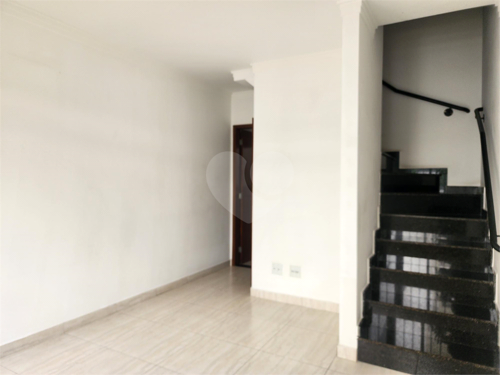 Sobrados novos em condomínio fechado no bairro requisitado  Jardim Virginia Bianca