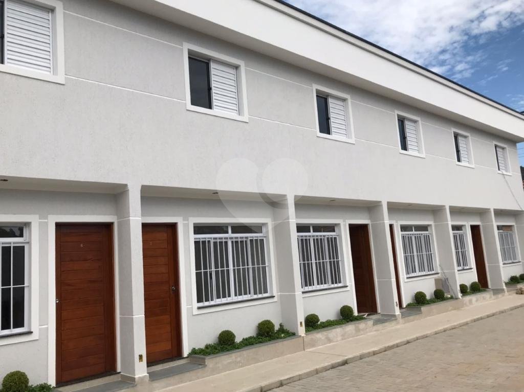 Sobrados novos em condomínio fechado no bairro requisitado  Jardim Virginia Bianca