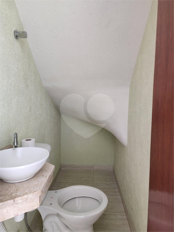 Sobrados novos em condomínio fechado no bairro requisitado  Jardim Virginia Bianca