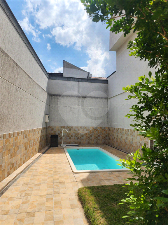 Sobrados novos em condomínio fechado no bairro requisitado  Jardim Virginia Bianca