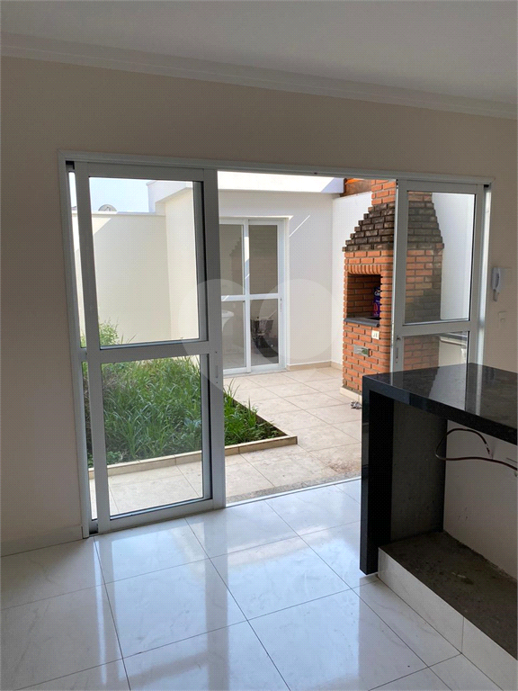 Belíssimo sobrado novo a venda e locação no Jardim São Paulo