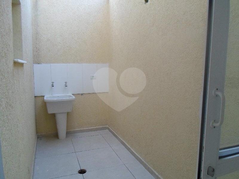 sobrado dois quartos sendo duas suites   duas vagas  no Imirim