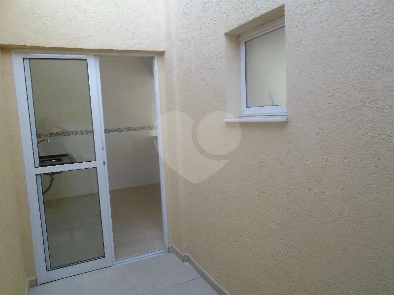sobrado dois quartos sendo duas suites   duas vagas  no Imirim