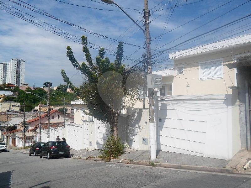 sobrado dois quartos sendo duas suites   duas vagas  no Imirim