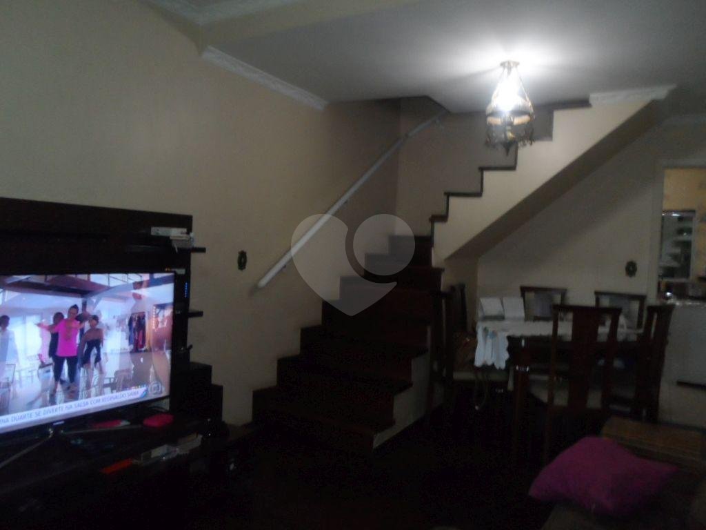 Sobrado à venda com 3 quartos, 204m² - Foto 3