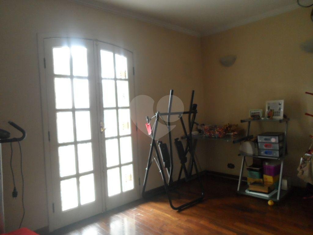 Sobrado à venda com 3 quartos, 204m² - Foto 17