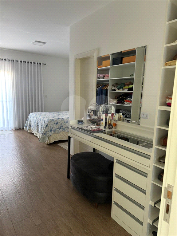  SANTA TEREZINHA !!!SOBRADO NOVO COM 03 SUITES / 04 VAGAS     I M P E R D Í V E L !!!