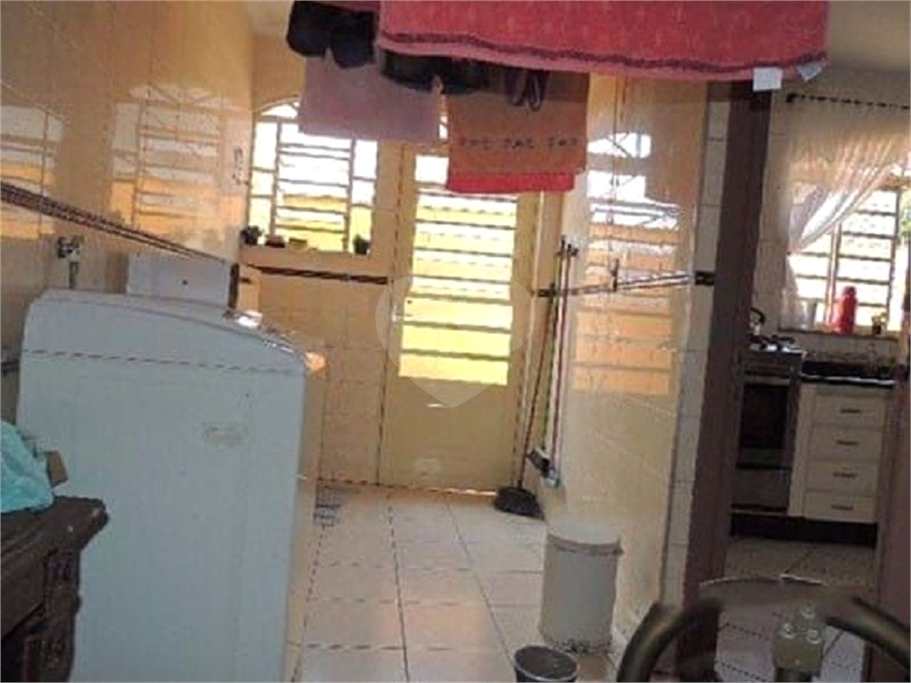 Excelente sobrado com 3 dormitórios e 4 vagas na Vila Gustavo - OPORTUNIDADE!