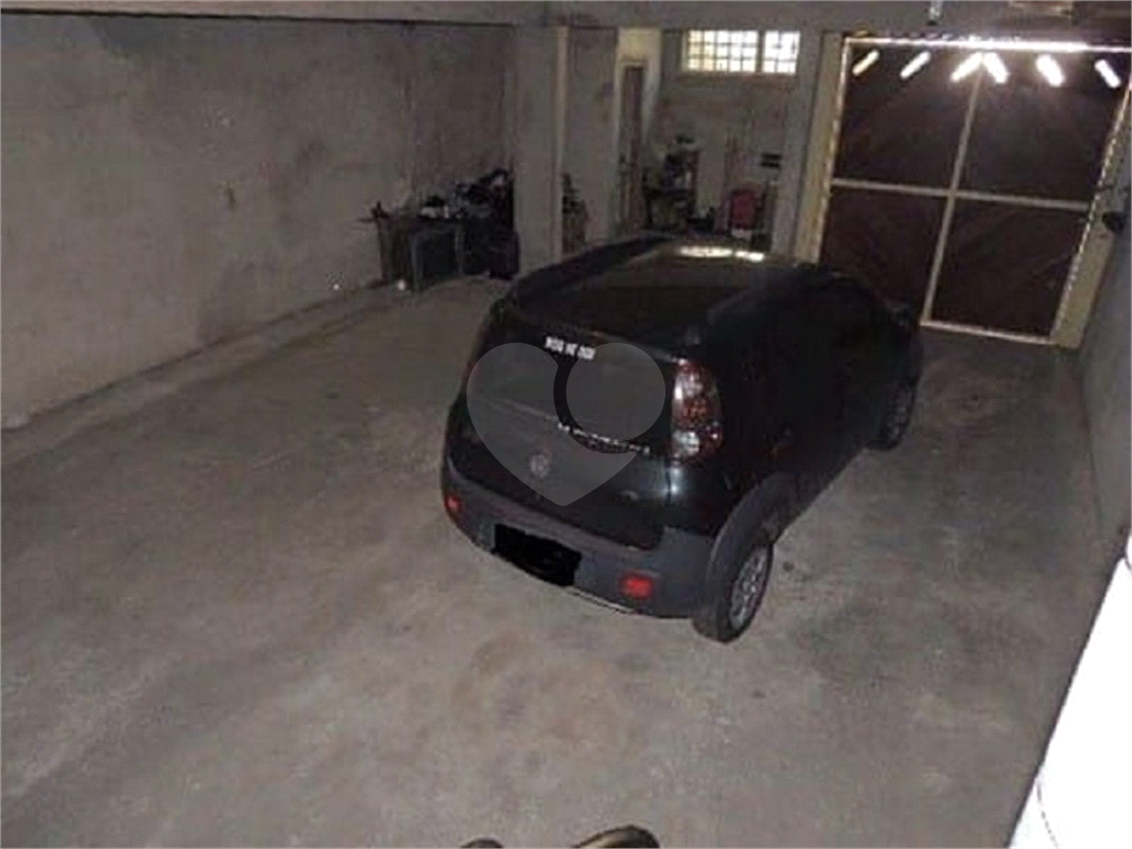Excelente sobrado com 3 dormitórios e 4 vagas na Vila Gustavo - OPORTUNIDADE!