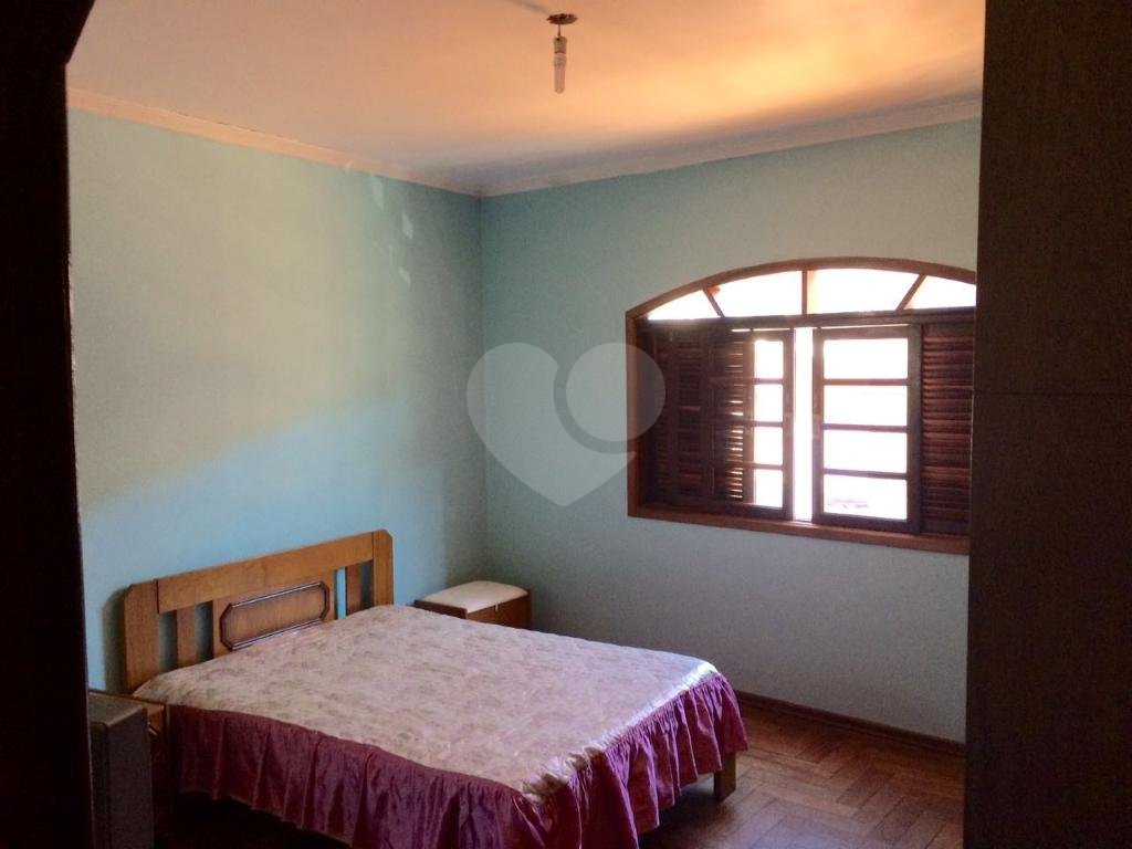 Excelente sobrado com 3 dormitórios e 4 vagas na Vila Gustavo - OPORTUNIDADE!