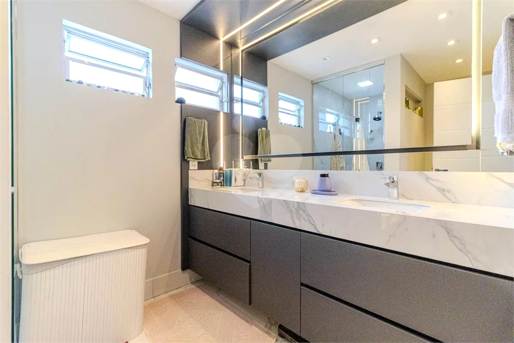 Cobertura Santa Cecilia com 2 dormitórios, sendo 1 suíte e 1 vaga de garagem 