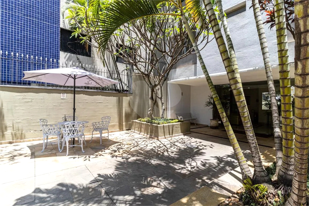 Cobertura Santa Cecilia com 2 dormitórios, sendo 1 suíte e 1 vaga de garagem 