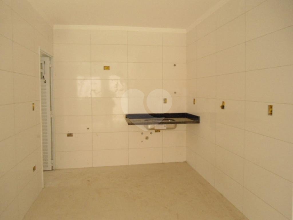 Casa de Condomínio à venda com 2 quartos, 40m² - Foto 2