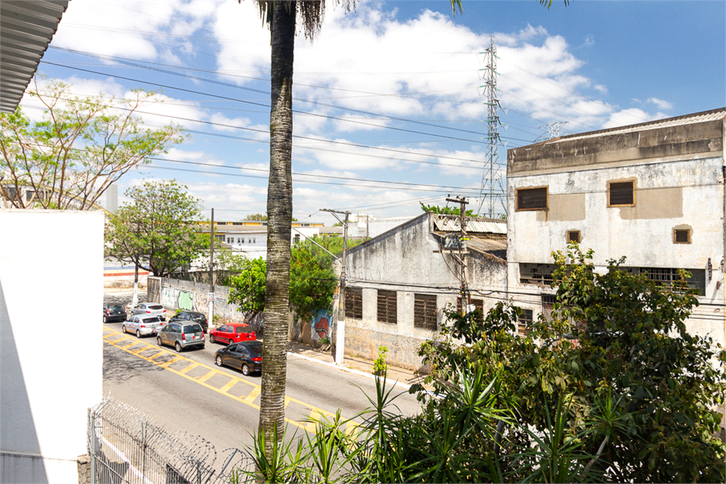 Predio excelente para fabrica,industria e centro de distribuição em excelente localização!!