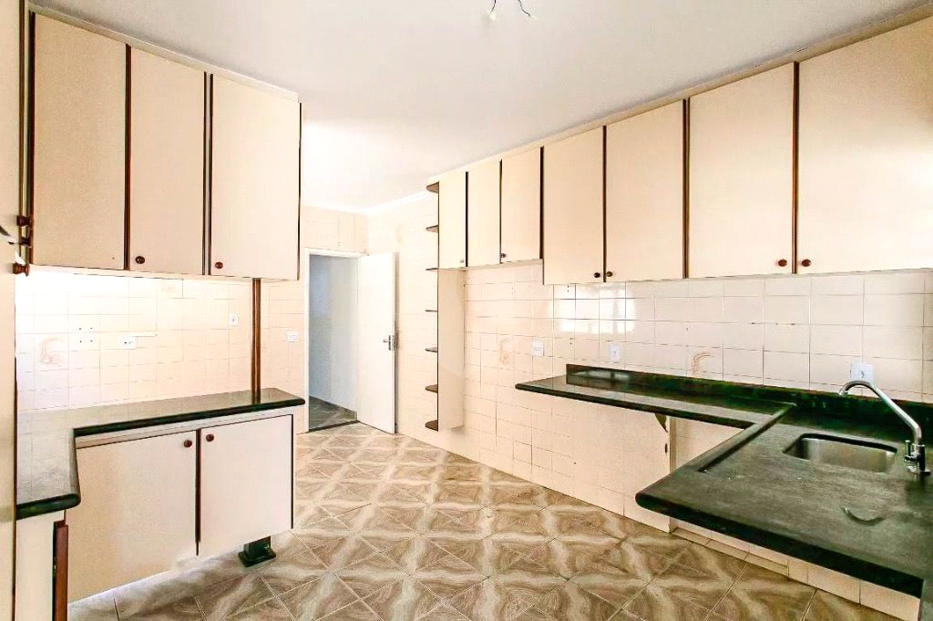 Sobrado à venda com 3 quartos, 180m² - Foto 38