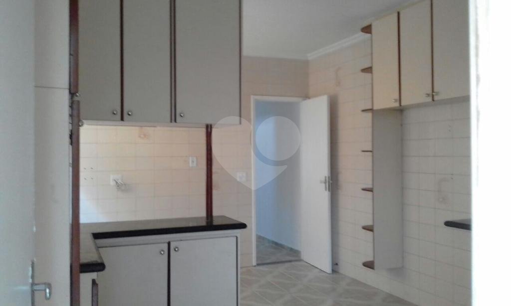 Sobrado à venda com 3 quartos, 180m² - Foto 17