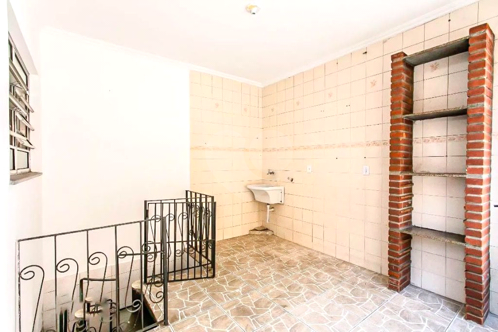 Sobrado à venda com 3 quartos, 180m² - Foto 39