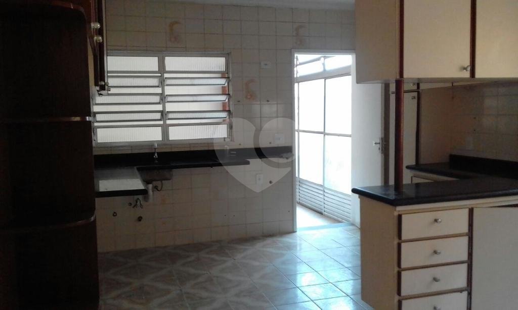 Sobrado à venda com 3 quartos, 180m² - Foto 14