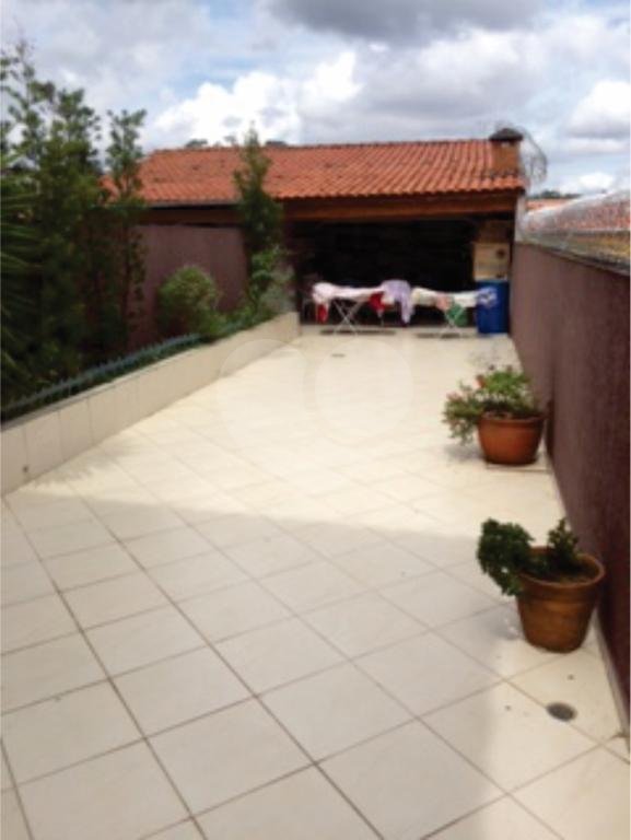 Sobrado Jardim Peri