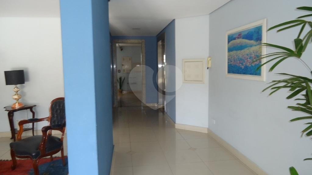 APARTAMENTO em SANTANA