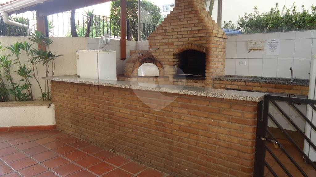 APARTAMENTO em SANTANA