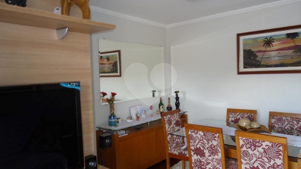 APARTAMENTO em SANTANA