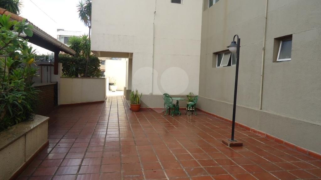 APARTAMENTO em SANTANA
